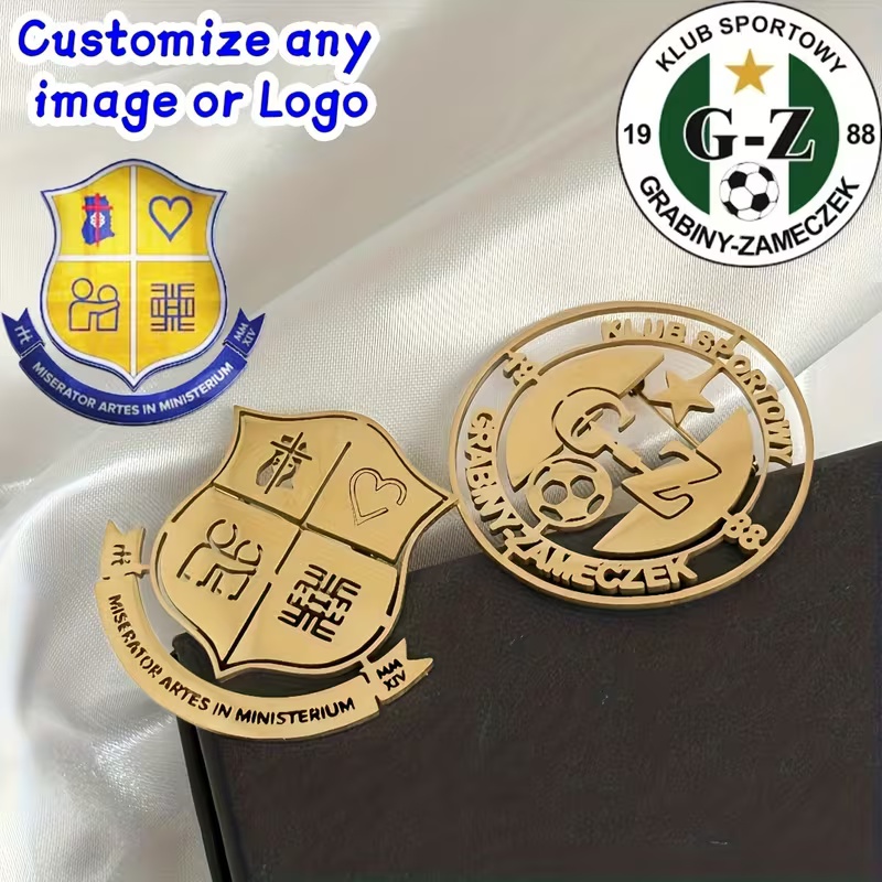 Spilla con logo personalizzato - Men Accessories Brooch recensione e prezzo
