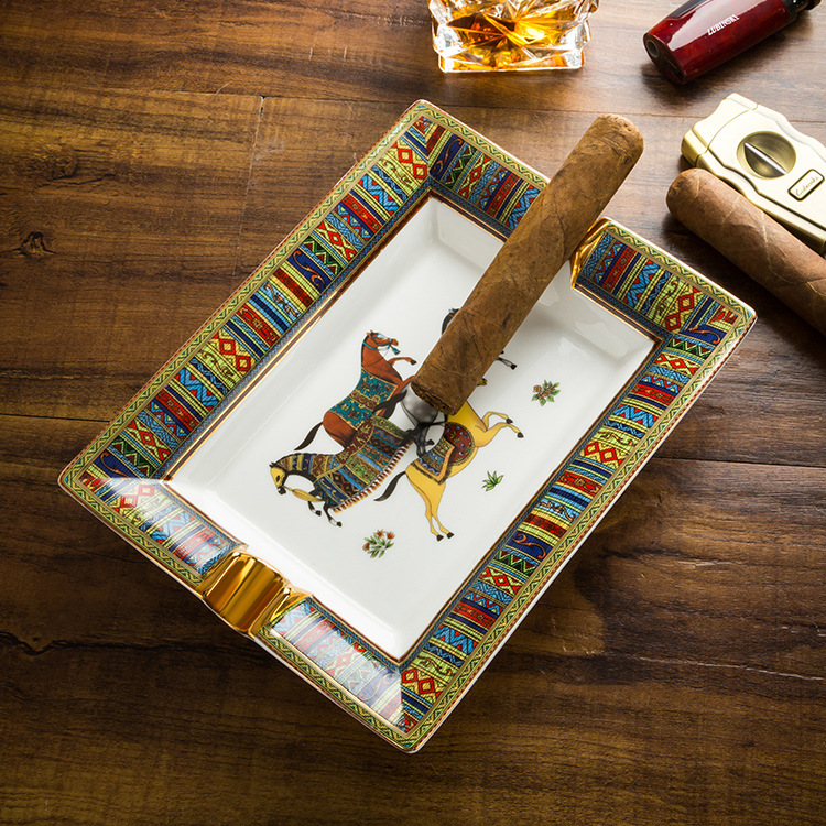 Posacenere per Sigari LUBINSKI - Cigar Cutter Set recensione e prezzo