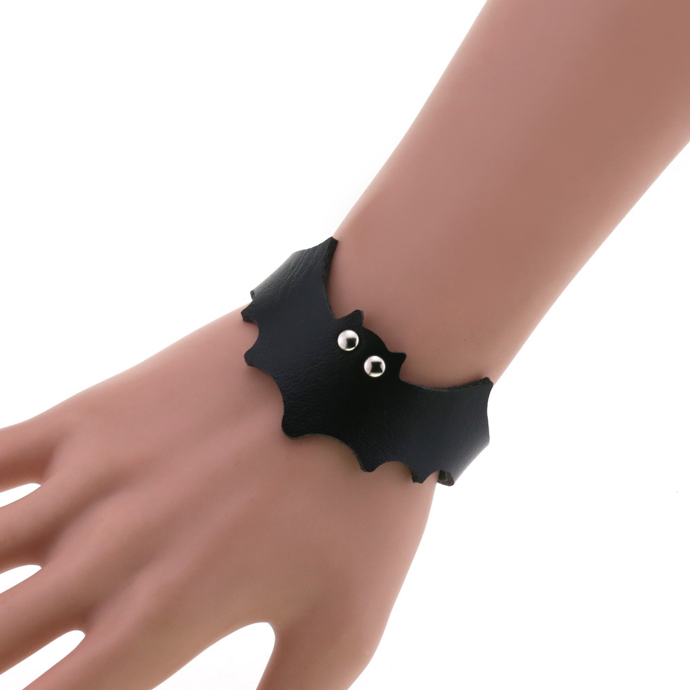 Bracciale in pelle PU punk pip - Men'S Accessories Trends 2025 recensione e prezzo