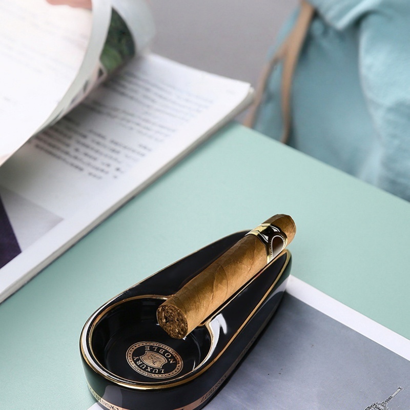 Posacenere in Ceramica Europea - Cigar Cutter Set recensione e prezzo
