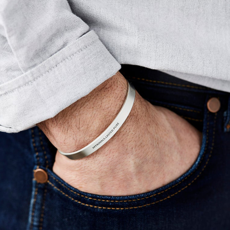 Bracciale con incisione gratui - Men Accessories All recensione e prezzo