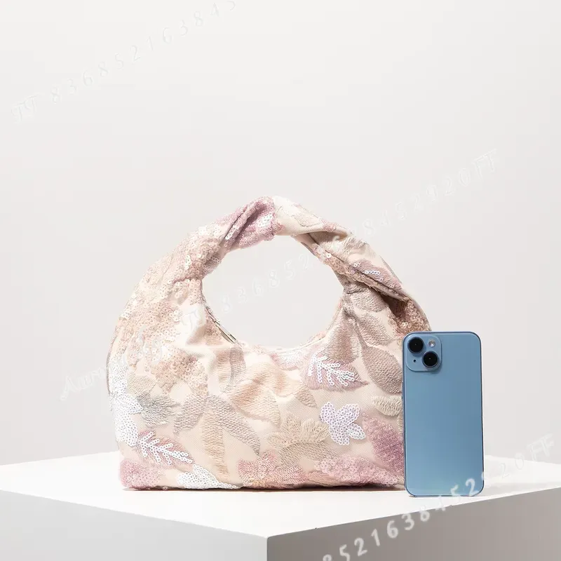 Borsa di Lusso con Paillettes  - Men Accessories Wedding recensione e prezzo