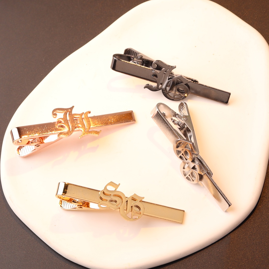 Fermacravatta con iniziali con - Men Accessories Wedding recensione e prezzo