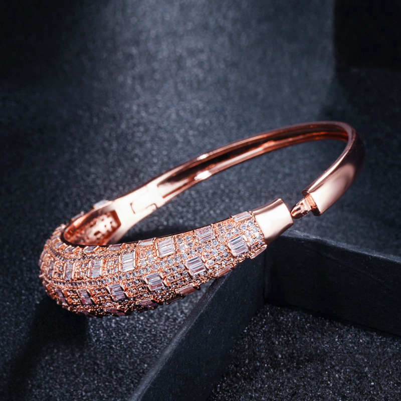 Pera Luxury Dubai Gold Color S - Men Accessories Ring And Bracelet recensione e prezzo