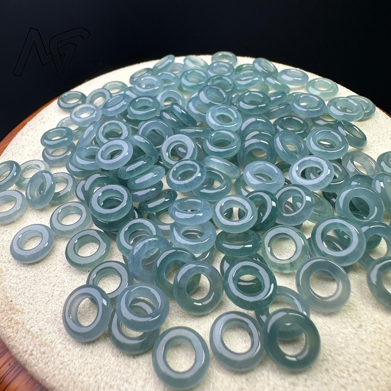 10 pz Una Giada Verde Blu Anel - Men Accessories Ring And Bracelet recensione e prezzo